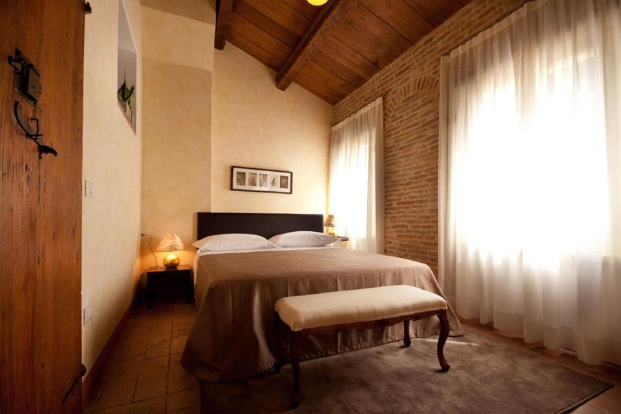 Residenza I Platani Villa ซานตาคันเจโล ดิ โรมาญญา ภายนอก รูปภาพ